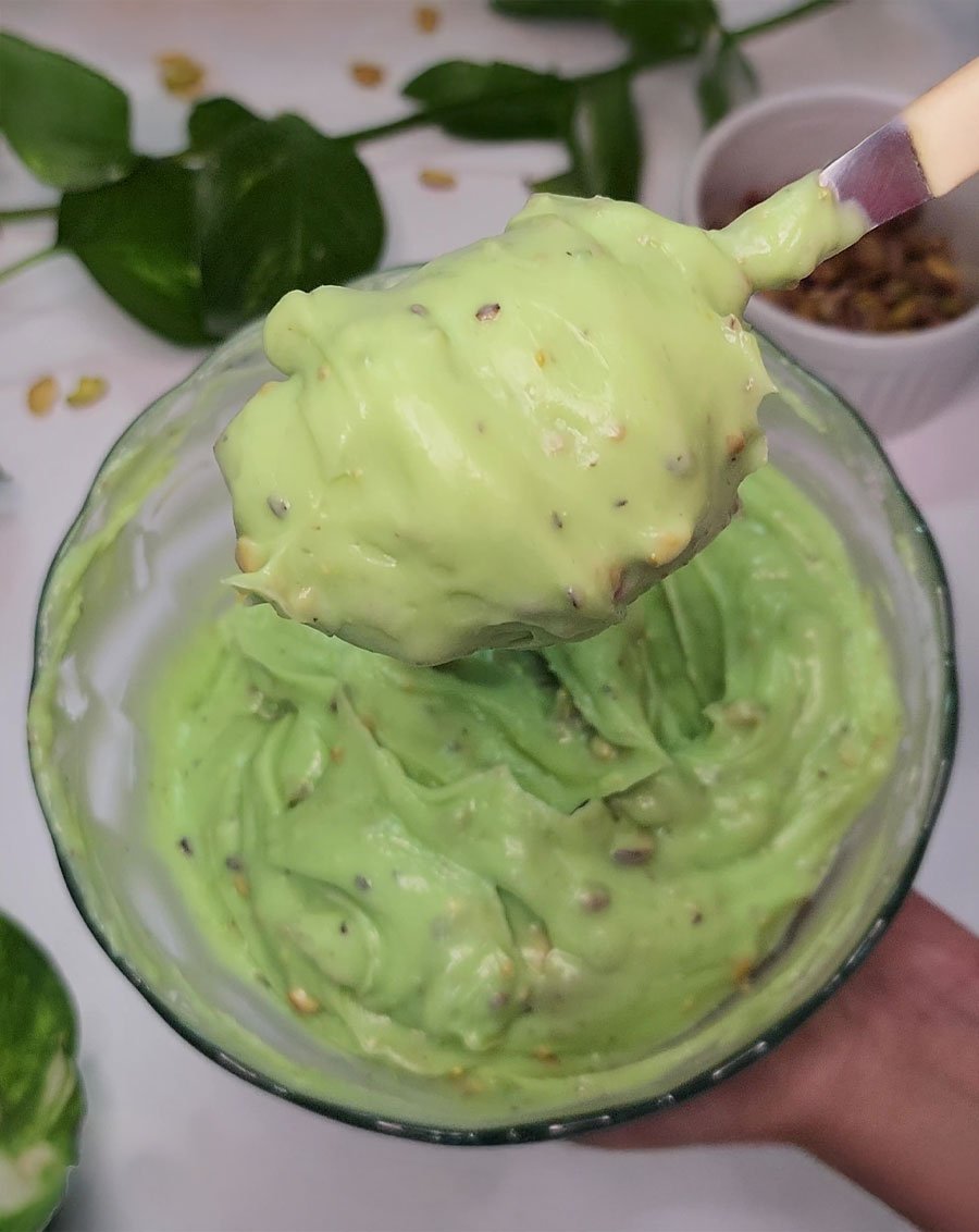 recheio-de-pistache-cremoso-receita-irresistivel-para-suas-sobremesas-tamires-mota-1