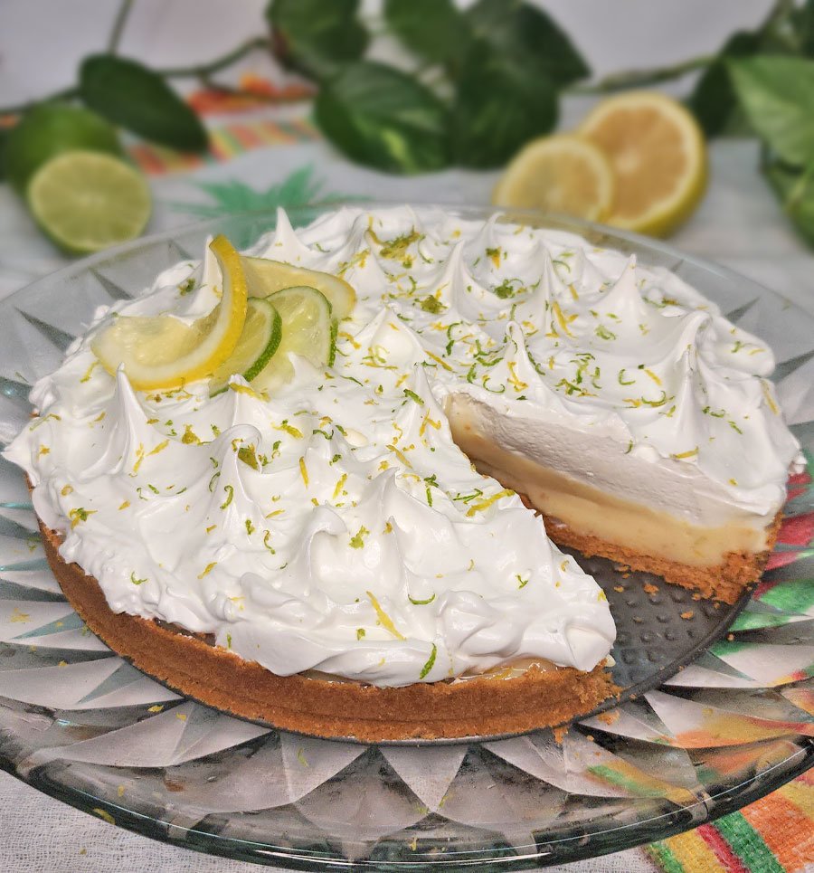 Torta de Limão com Mousse e Merengue Suíço