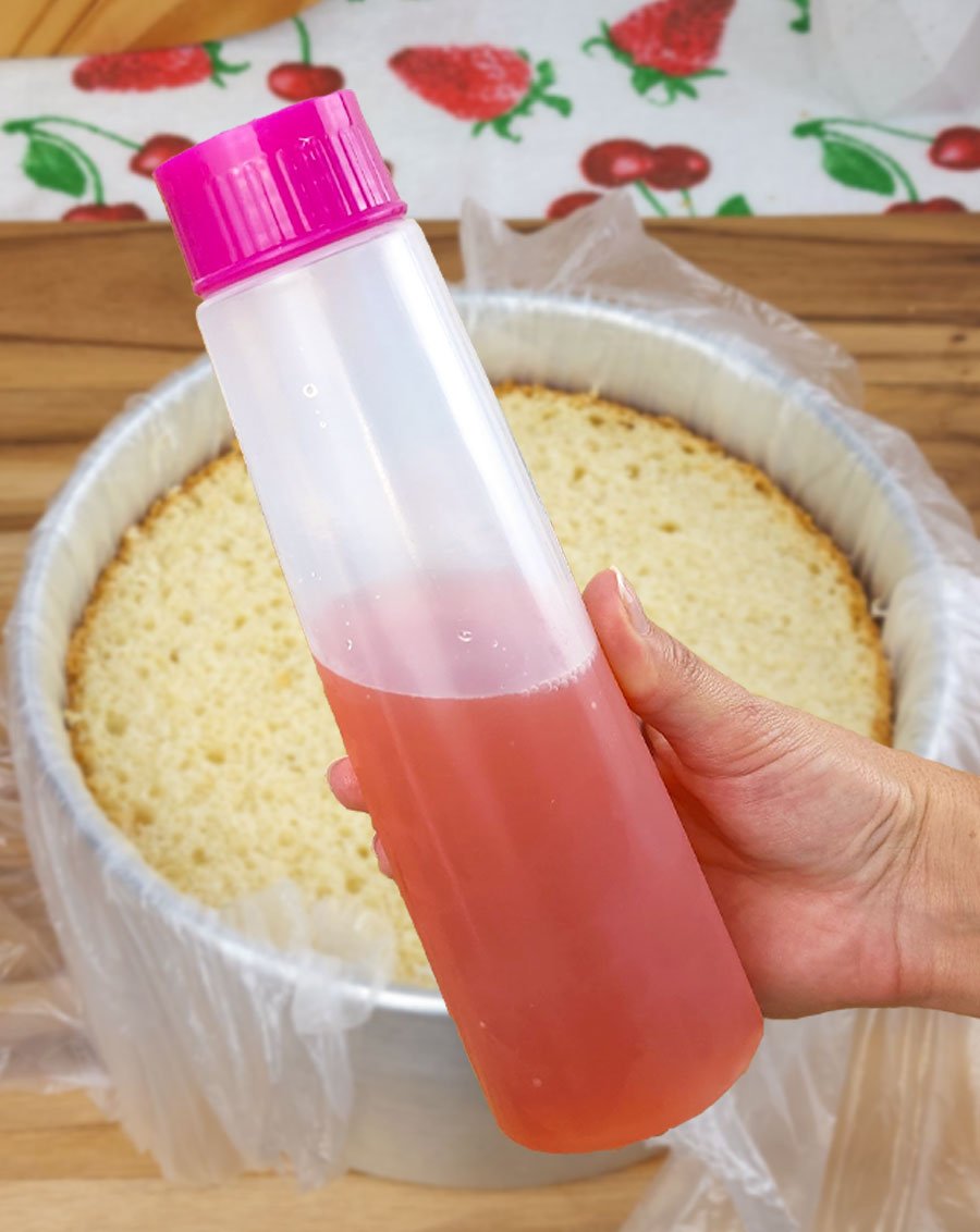 Calda de Morango Para Molhar Bolo